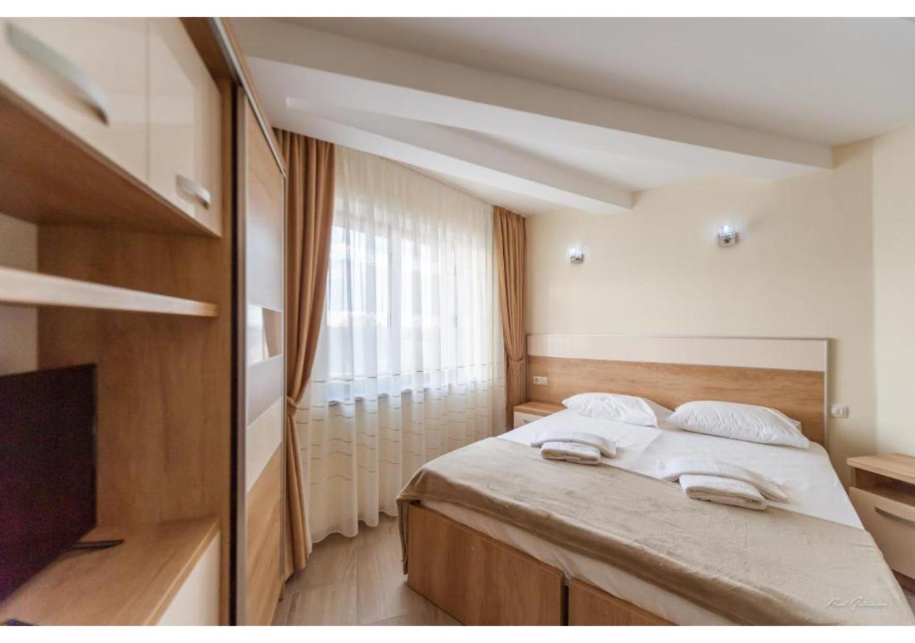 Luxury Apartment Piteşti Exterior foto