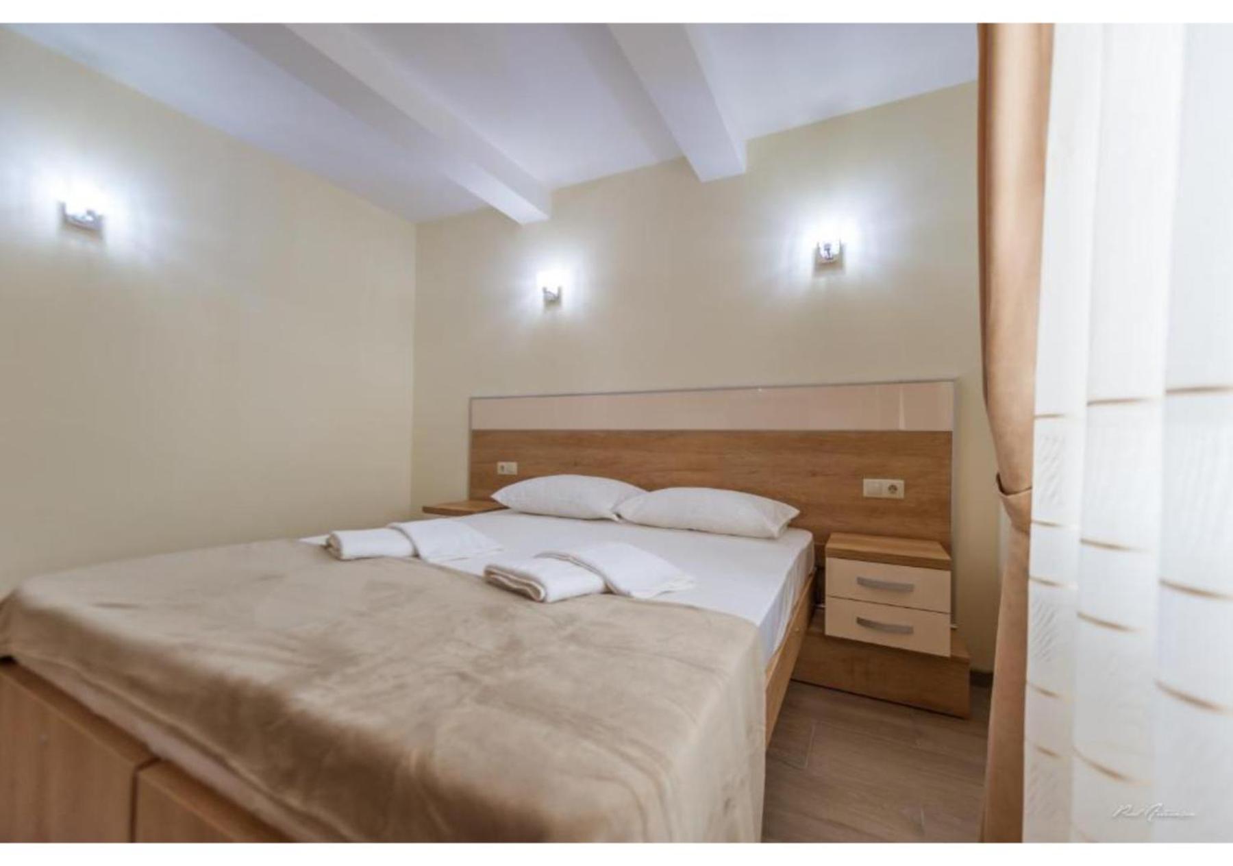 Luxury Apartment Piteşti Exterior foto